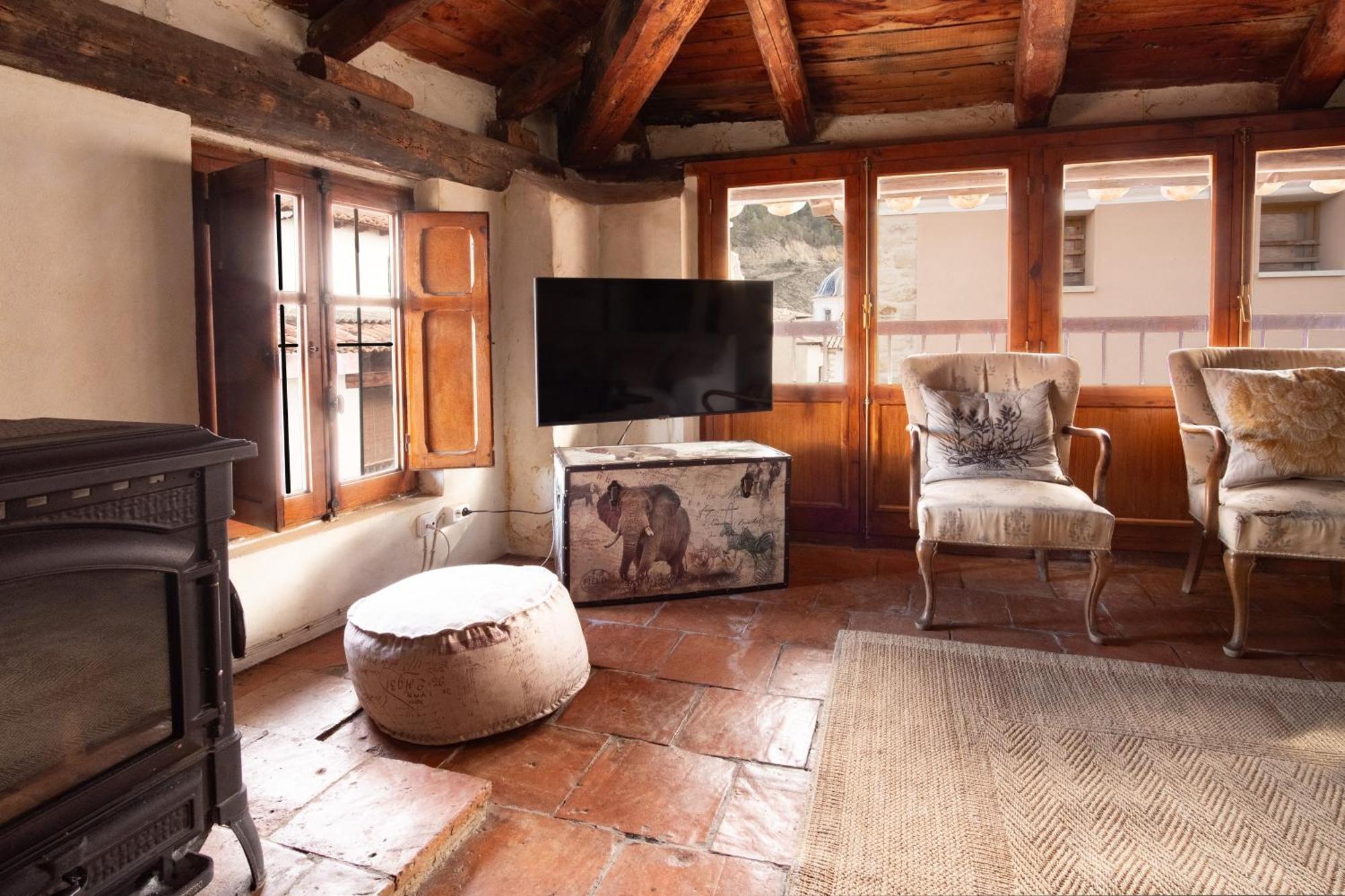 La Casa Amarilla Villa Rubielos De Mora Dış mekan fotoğraf